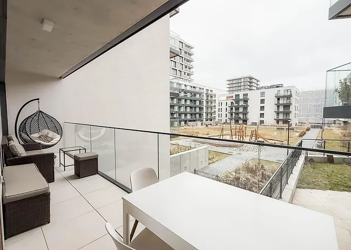 Modern Ac | Free Parking | 15 Min Center * Prague