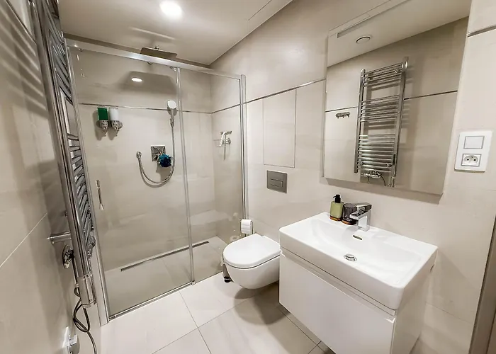 Modern Ac | Free Parking | 15 Min Center * Prague