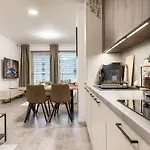 Modern Ac | Free Parking | 15 Min Center Appartement
