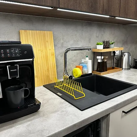 Modern Ac | Free Parking | 15 Min Center Prague
